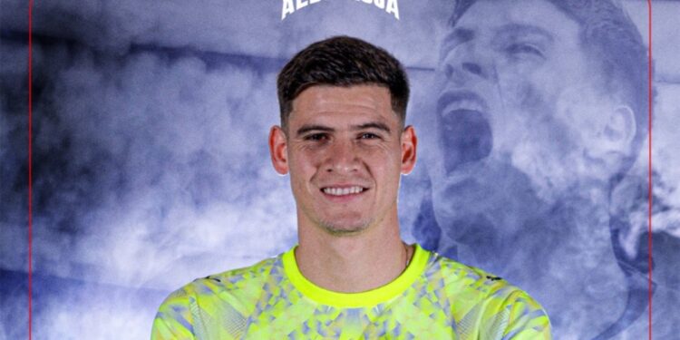 Giro en el mercado: Orlando Gill cambiaría el fútbol italiano por la Ligue 1 de Francia