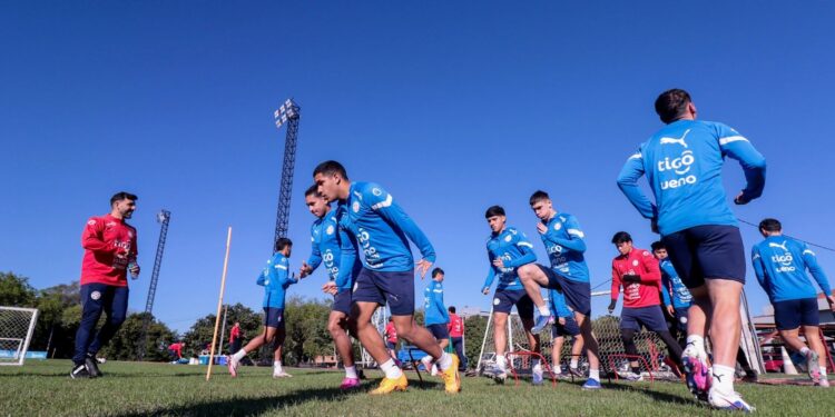 La Albirroja Sub 20 sumó una nueva jornada de prácticas con la mirada puesta en Uruguay