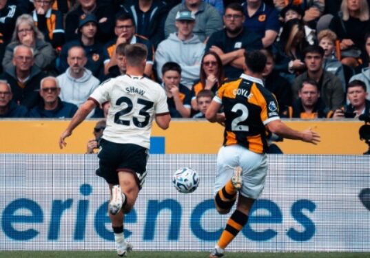 Sorpresa total en la Premier League: Hull City amargó el debut del Manchester United Sorpresa total en la Premier League: Hull City amargó el debut del Manchester United