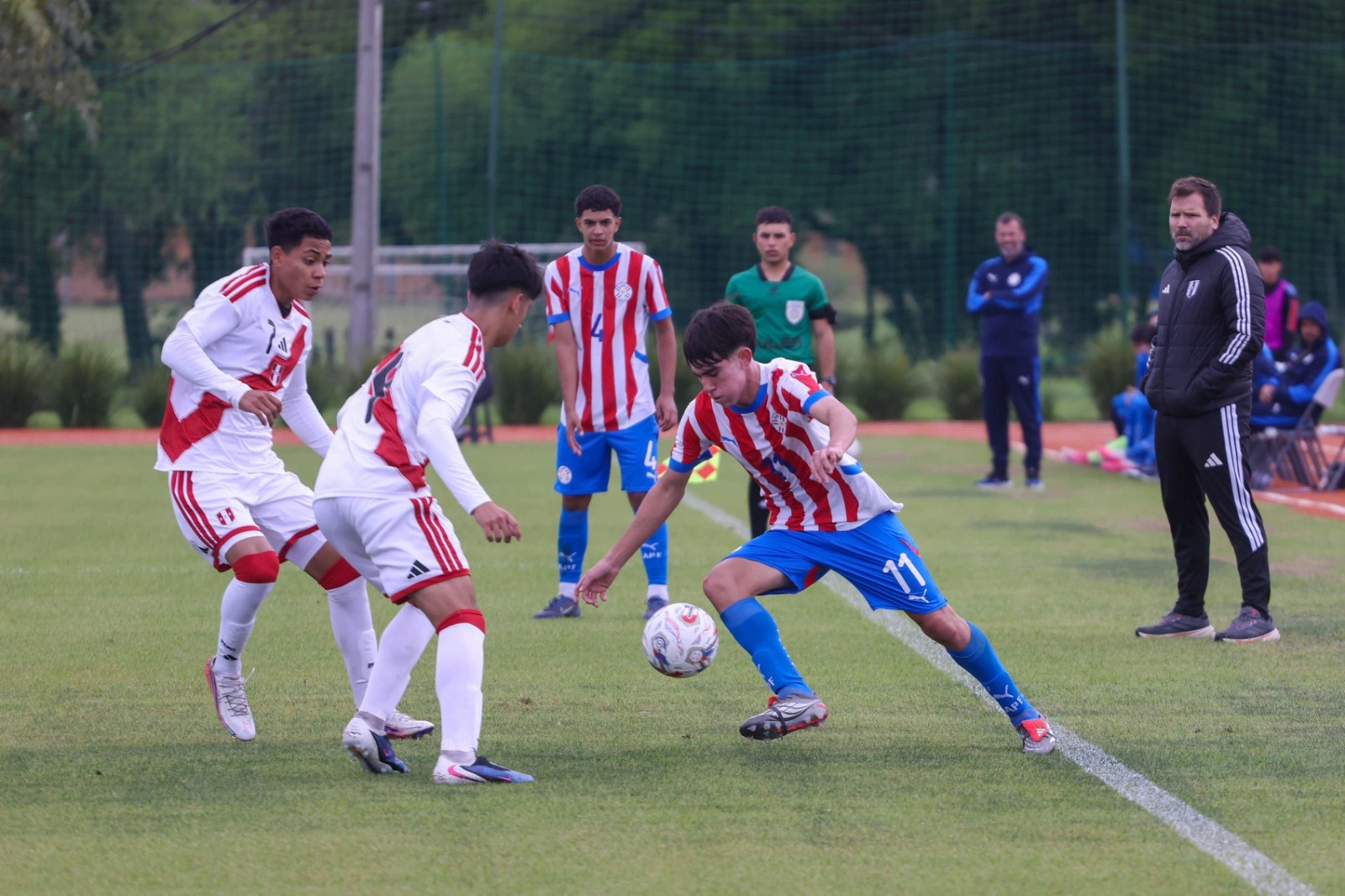 La Albirroja Sub 16 enfrenta a Perú en su segundo amistoso de preparación en Ypané