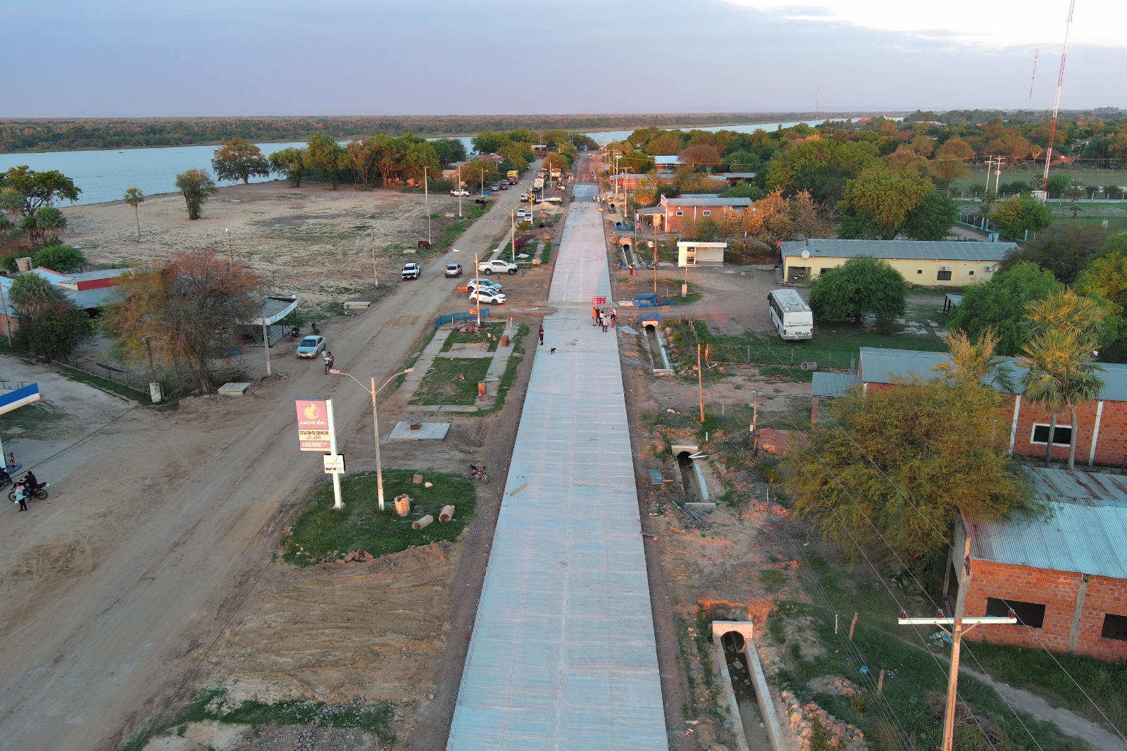 Avanzan las obras de acceso al Puente de la Bioceánica y transforman la conexión de Carmelo Peralta Avanzan las obras de acceso al Puente de la Bioceánica y transforman la conexión de Carmelo Peralta