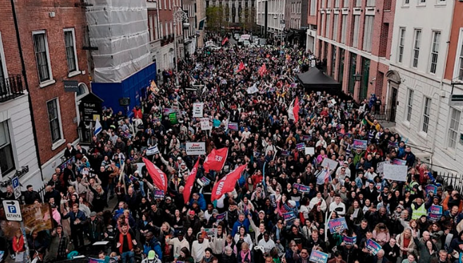 Irlanda vive una jornada de fe y esperanza en las calles Irlanda vive una jornada de fe y esperanza en las calles