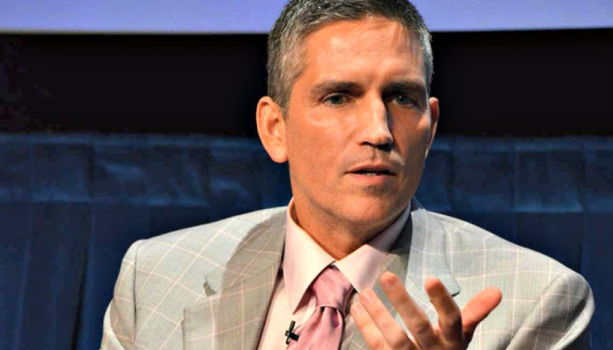Jim Caviezel y una fe que pone a Dios por encima de la fama
