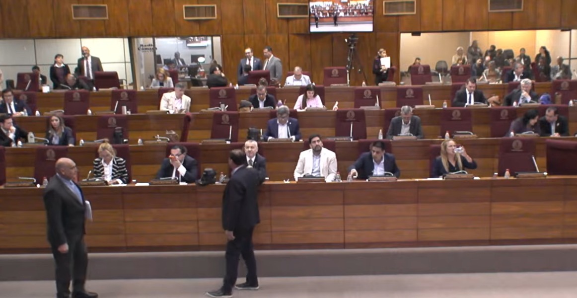 La Cámara de Diputados aprueba la creación del Día Nacional de la Iglesia Evangélica en Paraguay La Cámara de Diputados aprueba la creación del Día Nacional de la Iglesia Evangélica en Paraguay