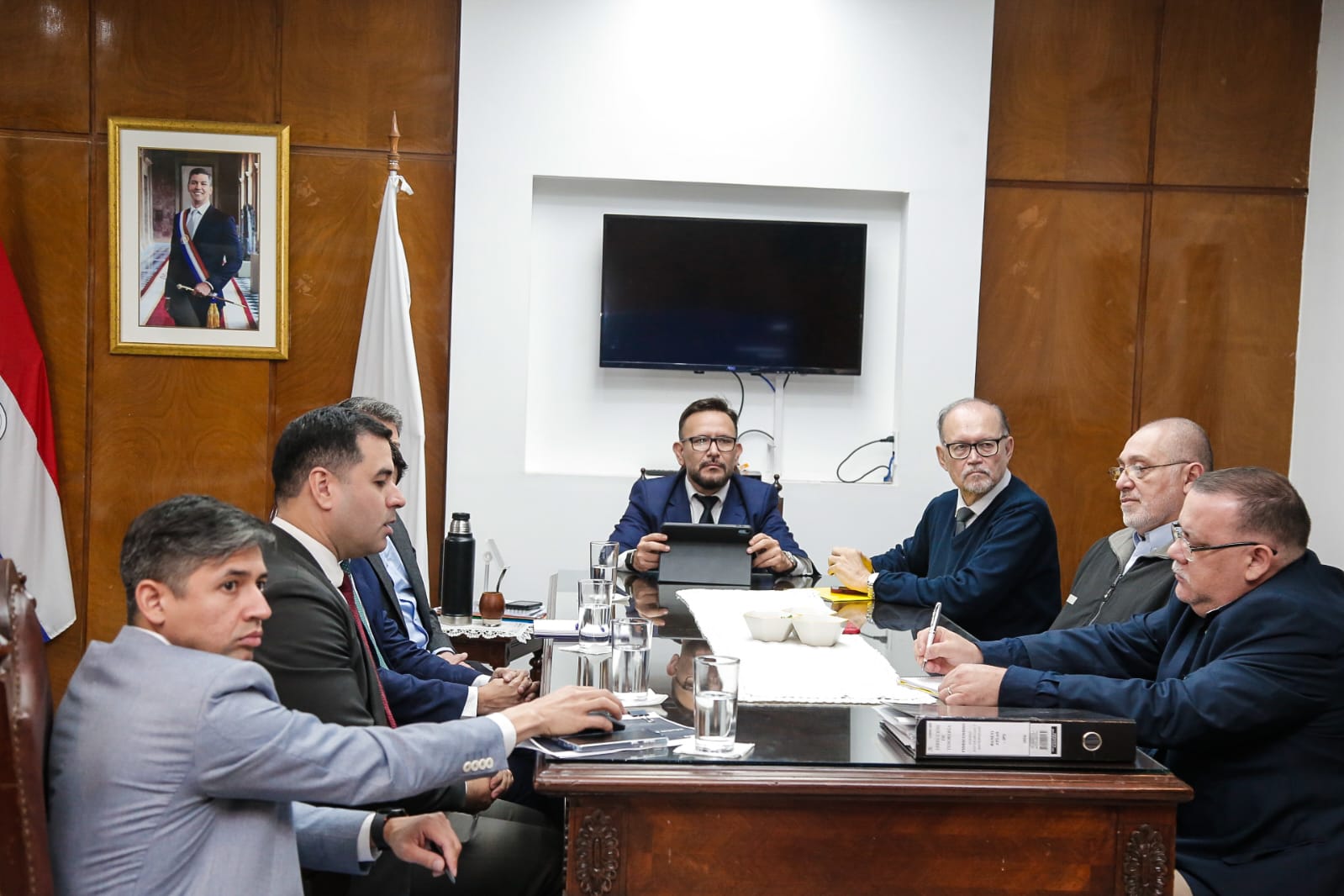 AFD ofrece nuevas opciones de inversión al IPS en medio del debate sobre el manejo de los fondos jubilatorios
