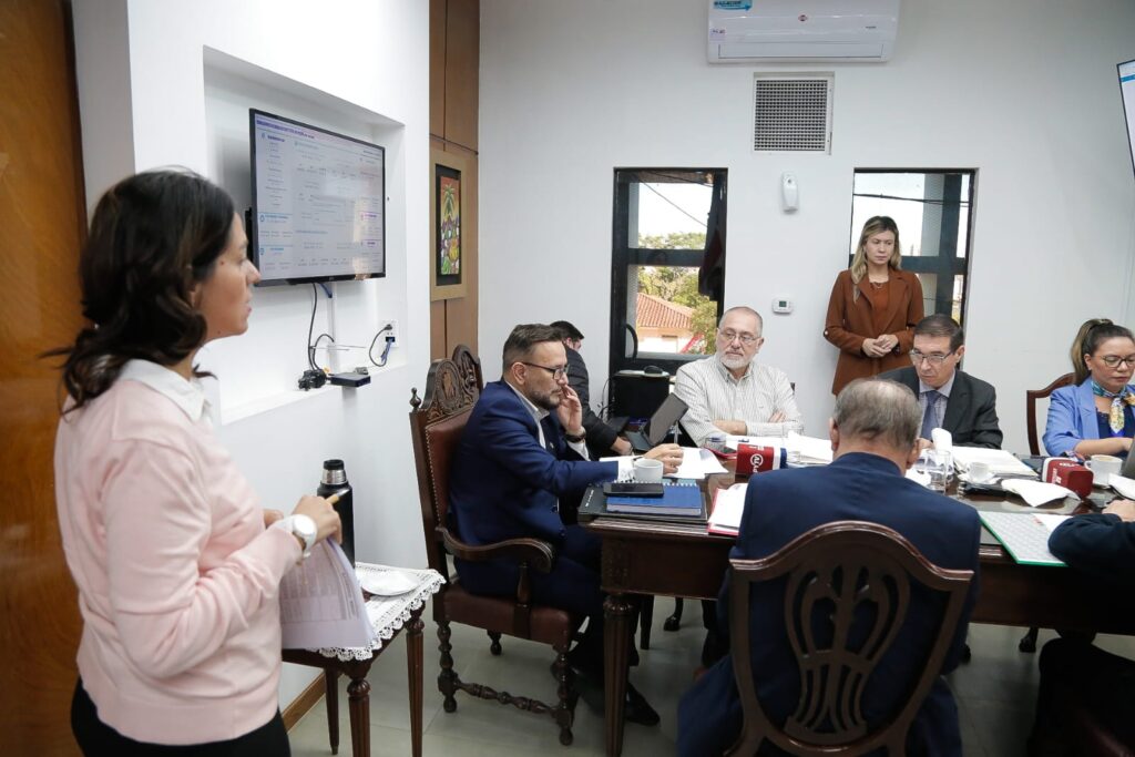 IPS gestiona medicamentos por USD 30 millones para reforzar abastecimiento IPS gestiona medicamentos por USD 30 millones para reforzar abastecimiento