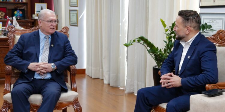 Fiscalía acuerda con IPS amortizar deuda de casi G 15.000 millones Fiscalía acuerda con IPS amortizar deuda de casi G 15.000 millones