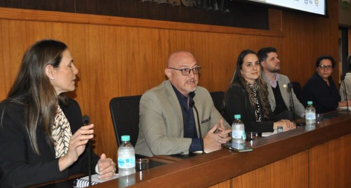 Trabajo y reinserción: Justicia busca sumar a la industria a la gestión penitenciaria