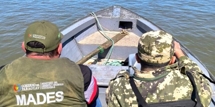 MADES y la Prefectura despliegan operativo para proteger la migración de cardúmenes en el río Paraná MADES y la Prefectura despliegan operativo para proteger la migración de cardúmenes en el río Paraná