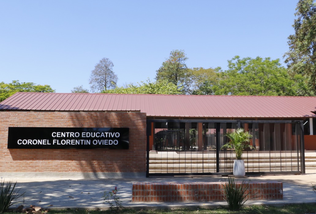 MEC incorpora Inteligencia Artificial al bachillerato público desde 2027 MEC incorpora Inteligencia Artificial al bachillerato público desde 2027