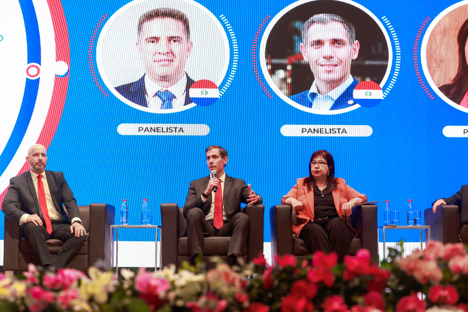 El MIC propone que la inteligencia artificial genere capacidades y negocios reales en Paraguay