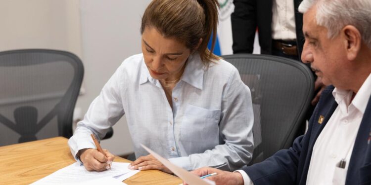 Acuerdo entre Gobierno y médicos aún debe ser aprobado por una asamblea de SINAMED