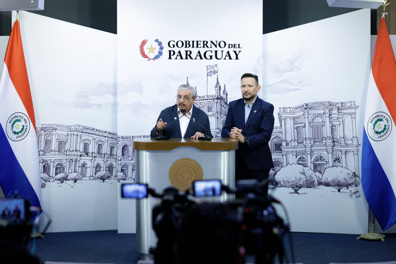 Salud e IPS buscan un “frente único” para mejorar la atención a pacientes Salud e IPS buscan un “frente único” para mejorar la atención a pacientes