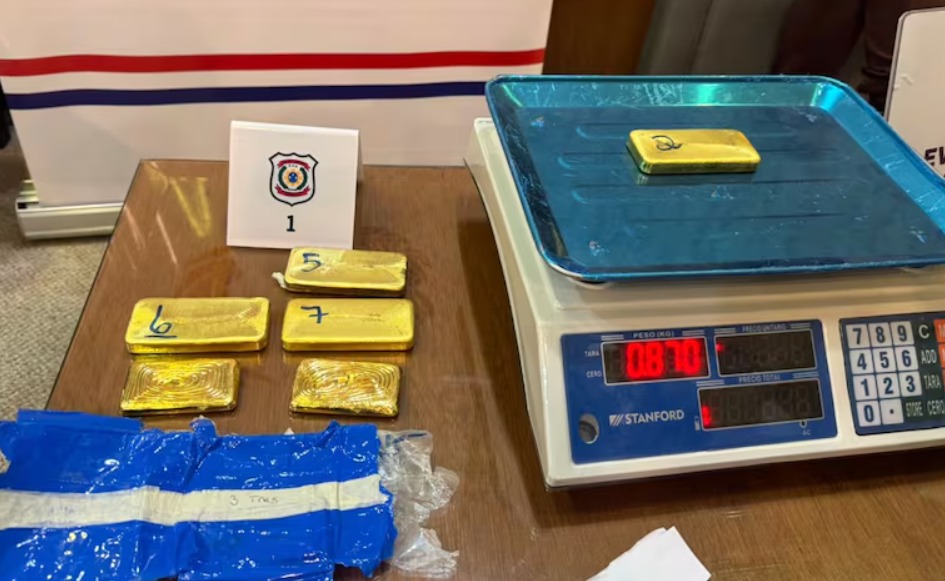 Realizan 10 allanamientos simultáneos contra red de tráfico de oro que utilizaba Paraguay como ruta hacia Turquía Realizan 10 allanamientos simultáneos contra red de tráfico de oro que utilizaba Paraguay como ruta hacia Turquía