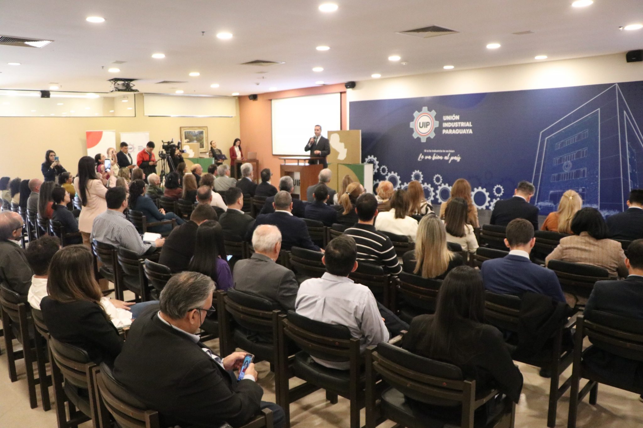 ConEEcta busca convertir ideas de Mipymes en proyectos concretos de inversión