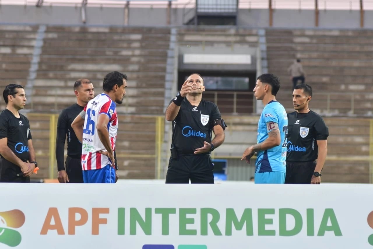 Designación arbitral confirmada para la fecha 22 de la División Intermedia
