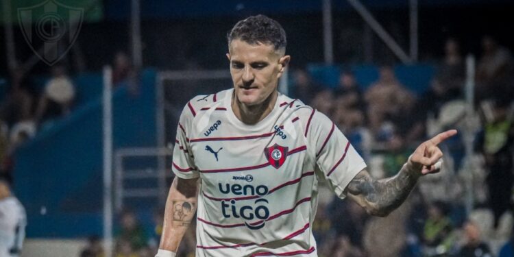 Pablo Vegetti se mantiene como el máximo artillero de Cerro Porteño en el año