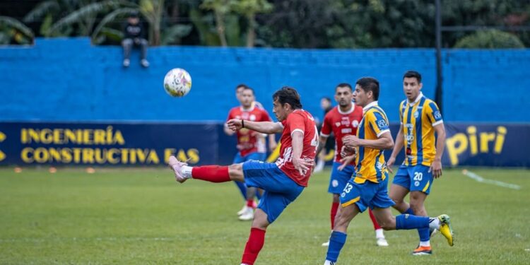 Paridad en J. Augusto Saldívar tras un final con emociones entre Cristóbal Colón y Colegiales Paridad en J. Augusto Saldívar tras un final con emociones entre Cristóbal Colón y Colegiales
