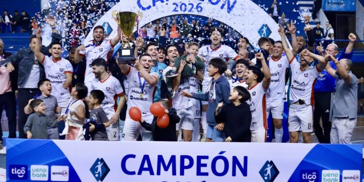 Filosofía se corona campeón de la Categoría Honor 2026 tras golear a 3 de Noviembre Filosofía se corona campeón de la Categoría Honor 2026 tras golear a 3 de Noviembre