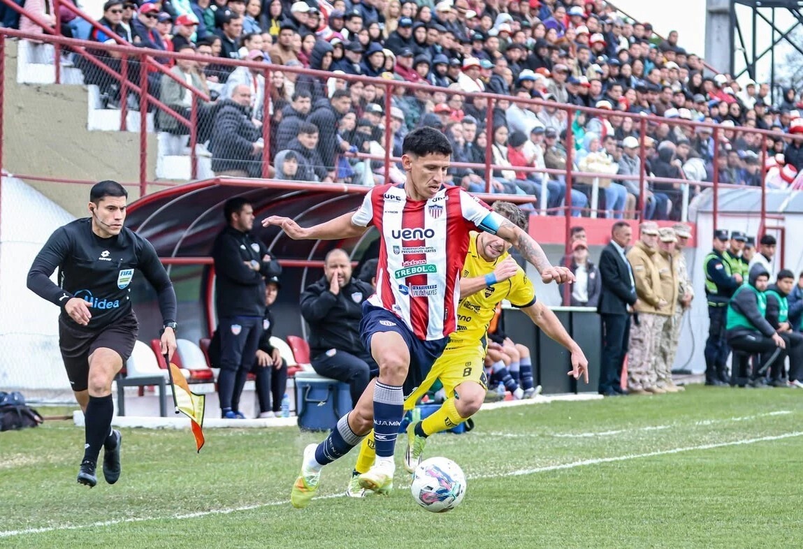 Empate en el clásico chaqueño entre Benjamín Aceval y 12 de Junio VH en Villa Hayes Empate en el clásico chaqueño entre Benjamín Aceval y 12 de Junio VH en Villa Hayes