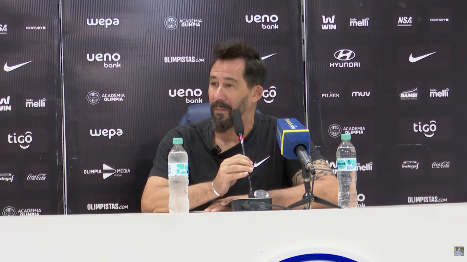 Pablo Sánchez destaca la paciencia de Olimpia y cuestiona ciertas fallas en el arbitraje tras el triunfo ante Trinidense Pablo Sánchez destaca la paciencia de Olimpia y cuestiona ciertas fallas en el arbitraje tras el triunfo ante Trinidense