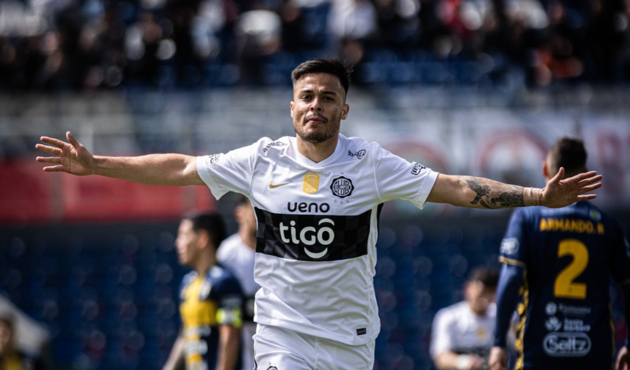 Hugo Sandoval se afianza como el máximo anotador de Olimpia en el Torneo Clausura Hugo Sandoval se afianza como el máximo anotador de Olimpia en el Torneo Clausura