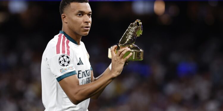 Revelan la nómina oficial de los treinta futbolistas nominados al Balón de Oro 2026 Revelan la nómina oficial de los treinta futbolistas nominados al Balón de Oro 2026