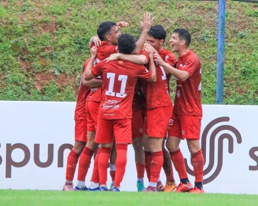 Fernando de la Mora logra un apretado triunfo de local ante Deportivo Capiatá por la fecha 23 de la Intermedia Fernando de la Mora logra un apretado triunfo de local ante Deportivo Capiatá por la fecha 23 de la Intermedia
