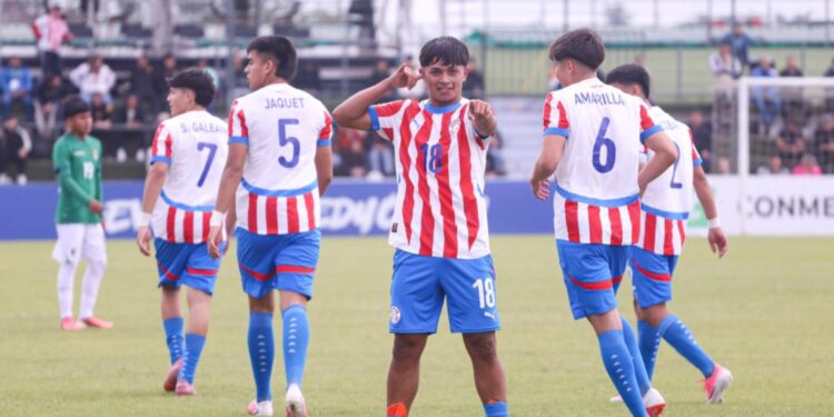 La Albirroja Sub 15 busca afianzarse en la cima del Grupo B frente a Argentina en el Parque Guasu