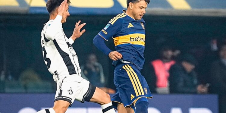 Noche soñada en La Bombonera: Ángel Romero brilló con un doblete extraordinario en la victoria de Boca Juniors Noche soñada en La Bombonera: Ángel Romero brilló con un doblete extraordinario en la victoria de Boca Juniors