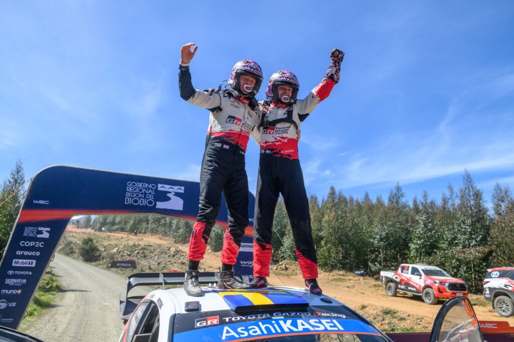 Solberg se adueña del polvo chileno y marca el camino para una consagración histórica de Toyota Solberg se adueña del polvo chileno y marca el camino para una consagración histórica de Toyota