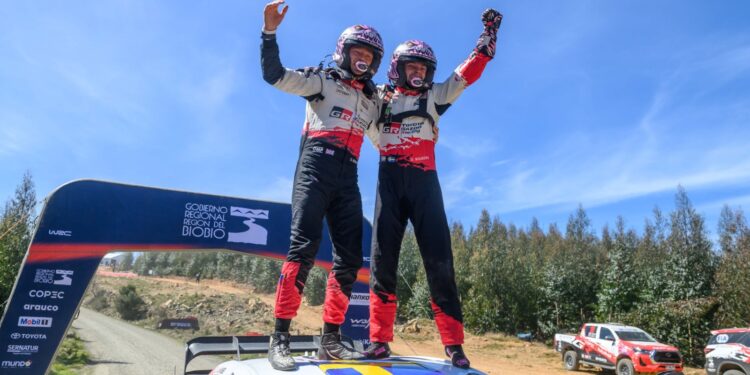 Solberg se adueña del polvo chileno y marca el camino para una consagración histórica de Toyota Solberg se adueña del polvo chileno y marca el camino para una consagración histórica de Toyota