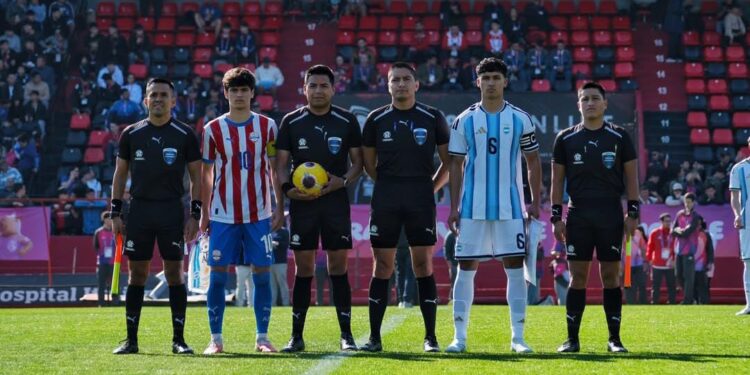 Eduardo Delmás lidera con dos asistencias la remontada de la Albirroja Sub 20 ante Argentina en los Juegos Suramericanos