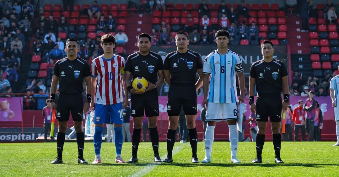 Eduardo Delmás lidera con dos asistencias la remontada de la Albirroja Sub 20 ante Argentina en los Juegos Suramericanos