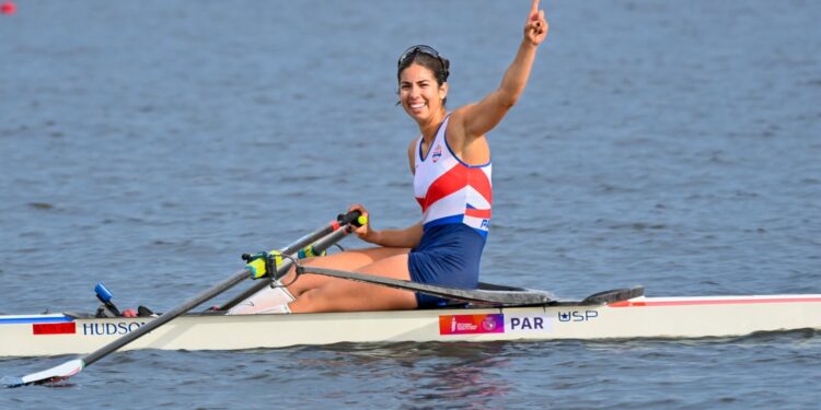 Nicole Martínez conquista la medalla de oro en remo e incrementa la cosecha del Team Paraguay en los Juegos Suramericanos Nicole Martínez conquista la medalla de oro en remo e incrementa la cosecha del Team Paraguay en los Juegos Suramericanos