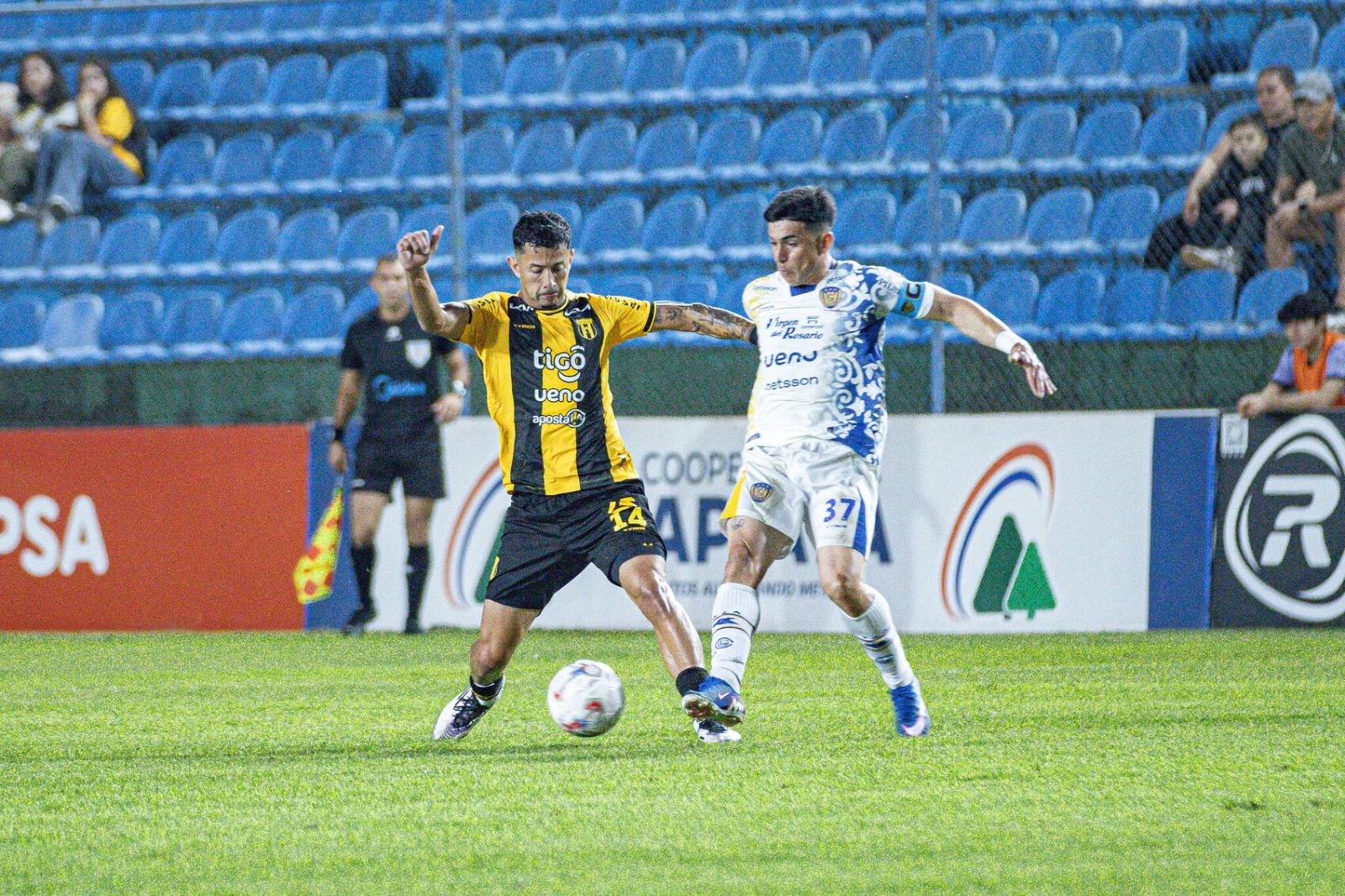 ¡Duelo de auriazules y aurinegros en Itauguá! Luqueño y Guaraní encienden la segunda rueda con olor a revancha ¡Duelo de auriazules y aurinegros en Itauguá! Luqueño y Guaraní encienden la segunda rueda con olor a revancha