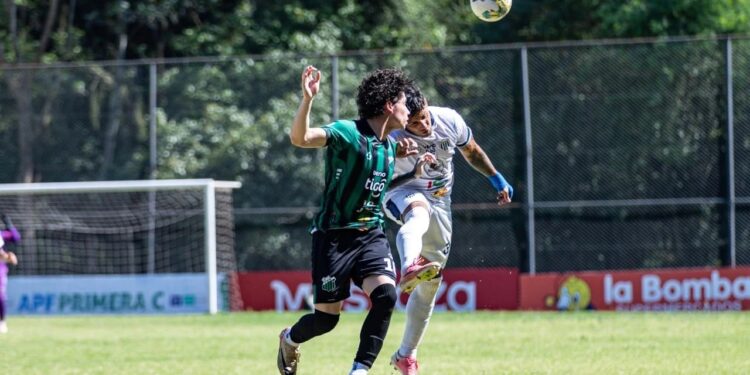 ¡Ráfaga de goles en Pa’i Ñu y reparto de puntos! Deportivo Pinozá y Oriental firmaron un picante empate en la Primera C