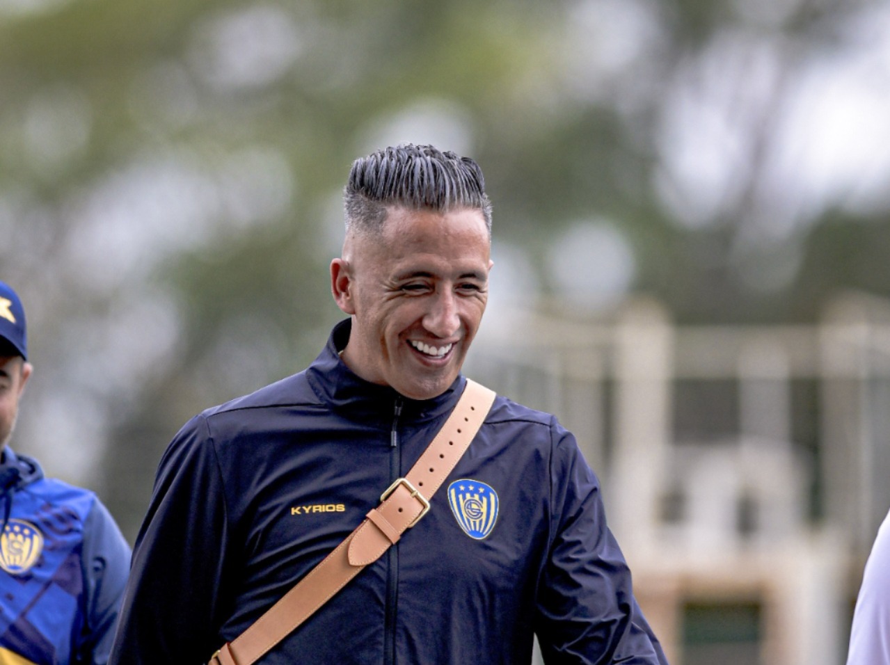 «Nos estás dejando solos»: la furiosa arremetida de Lucas Barrios contra el periodismo luqueño tras quedar fuera de la Copa Paraguay «Nos estás dejando solos»: la furiosa arremetida de Lucas Barrios contra el periodismo luqueño tras quedar fuera de la Copa Paraguay