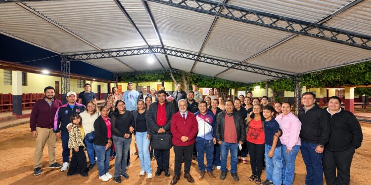 Curuguaty reunió a cientos de padres para reflexionar sobre la educación de sus hijos con el programa EASE Curuguaty reunió a cientos de padres para reflexionar sobre la educación de sus hijos con el programa EASE