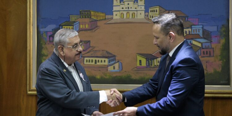 IPS y Salud apuntan a una atención más rápida y eficiente con acuerdo interinstitucional IPS y Salud apuntan a una atención más rápida y eficiente con acuerdo interinstitucional