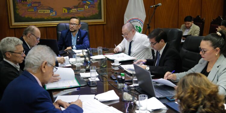 Hospital Virtual del IPS supera las 2.100 atenciones y proyecta ampliar sus servicios Hospital Virtual del IPS supera las 2.100 atenciones y proyecta ampliar sus servicios