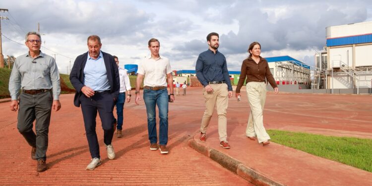 Grupo español Costa apuesta por industrializar la producción porcina en Canindeyú