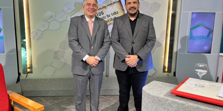 Ramírez ratifica que no derogará las resoluciones contra la ideología de género en las aulas Ramírez ratifica que no derogará las resoluciones contra la ideología de género en las aulas