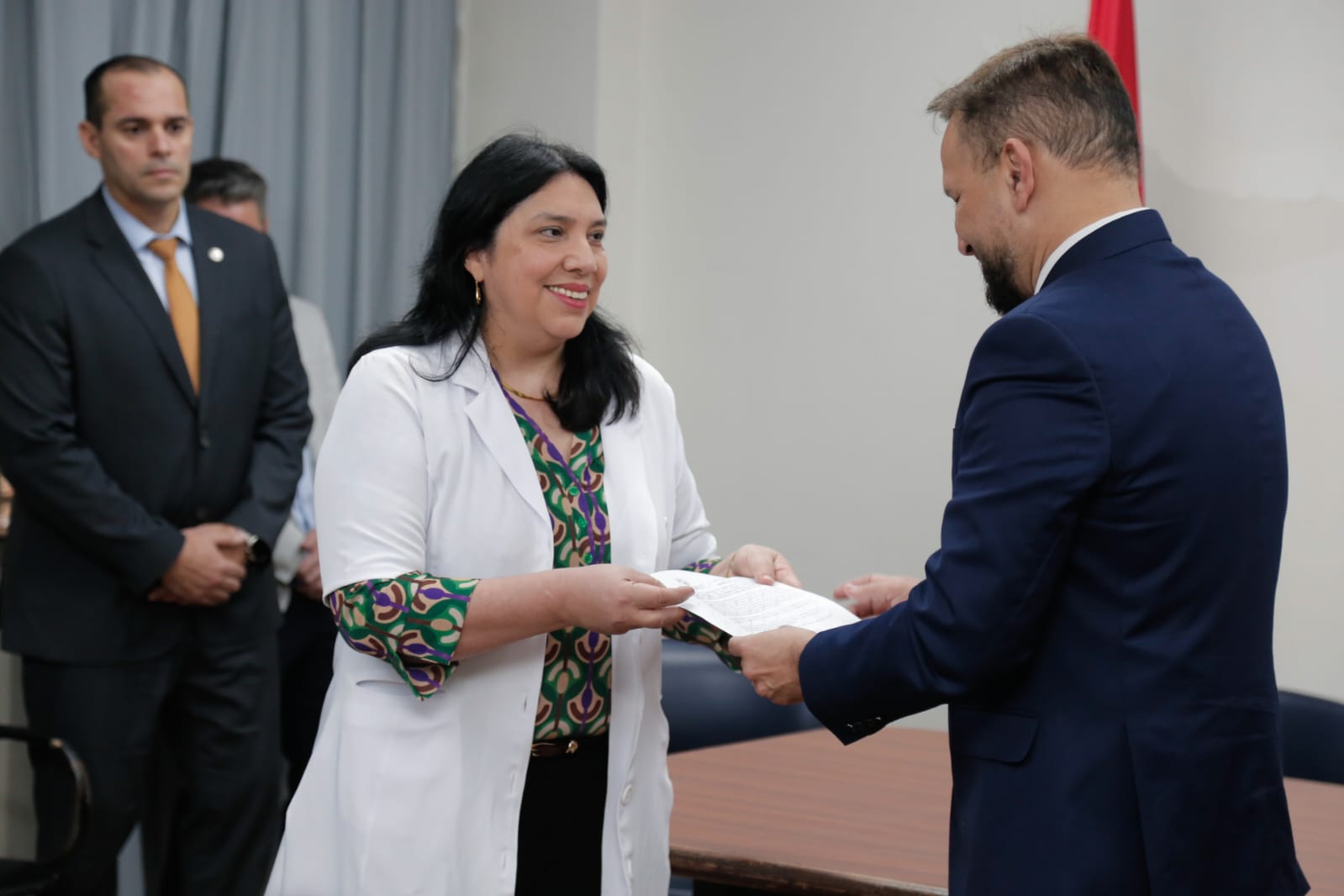 Hospital Central del IPS cuenta con nueva directora Hospital Central del IPS cuenta con nueva directora