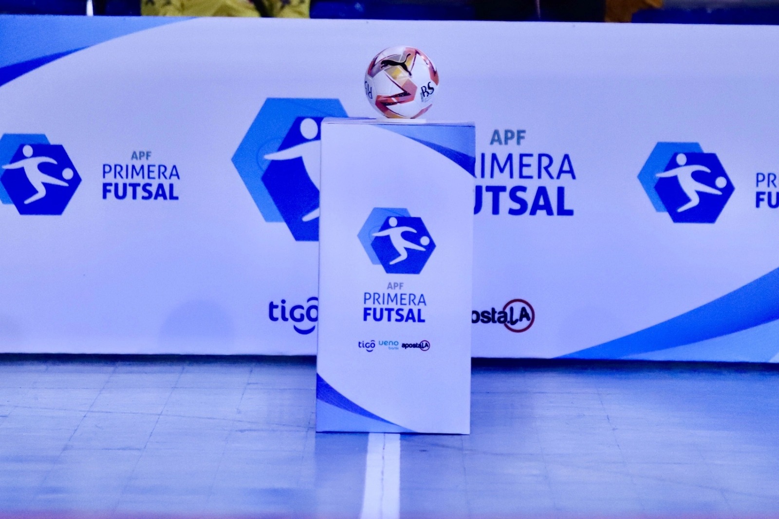 Noche de fuego en Sol de América: las semifinales del futsal se juegan a matar o morir en una jornada sin margen de error