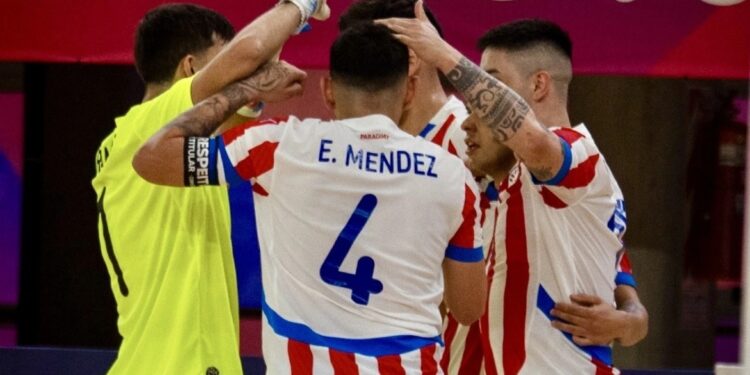 Golpe de autoridad albirrojo en Argentina: Paraguay liquida a Uruguay en el futsal continental y enciende la tabla de la Liga Evolución Golpe de autoridad albirrojo en Argentina: Paraguay liquida a Uruguay en el futsal continental y enciende la tabla de la Liga Evolución