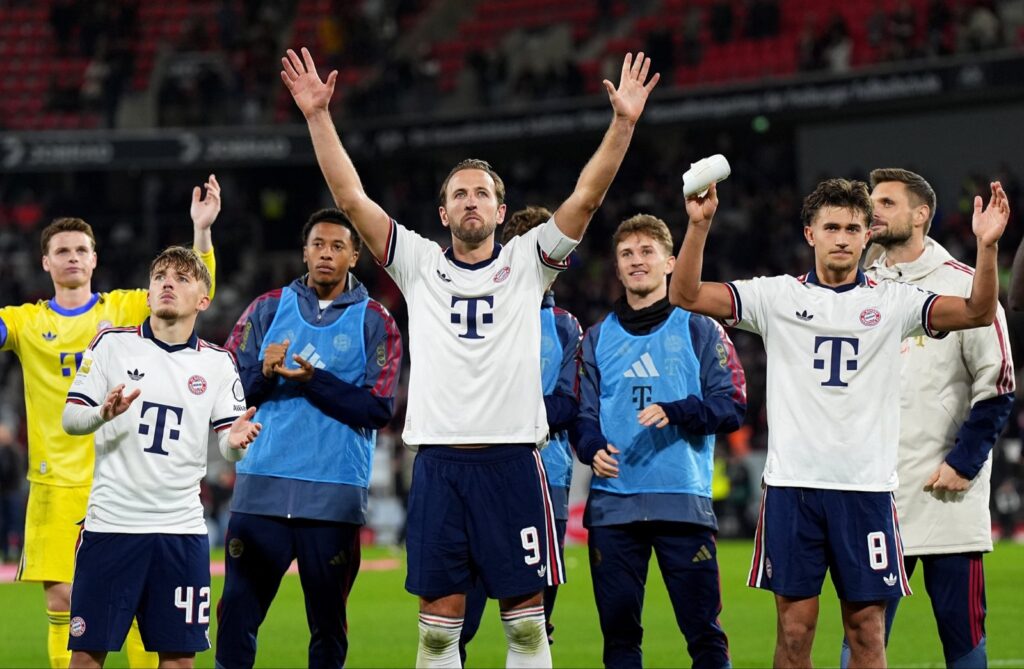 Guerra de egos, cifras absurdas y la amenaza de una votación escandalosa: Londres recibe la gala del Balón de Oro más caliente de la década Guerra de egos, cifras absurdas y la amenaza de una votación escandalosa: Londres recibe la gala del Balón de Oro más caliente de la década