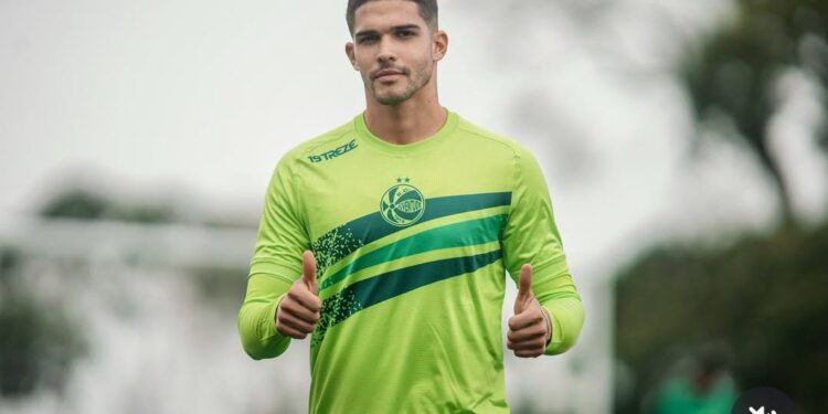 Luis Amarilla corta una pesada racha negativa en Brasil y desata la polémica tras marcar su primer gol en siete partidos con el Juventude