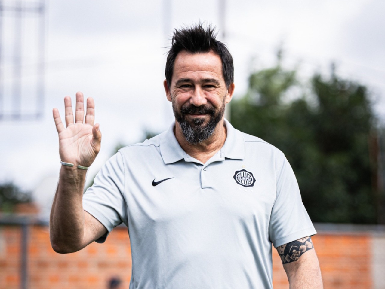 Un salvavidas de bajo rendimiento: el cuestionado delantero que recupera Olimpia para el Superclásico tras una lluvia de bajas