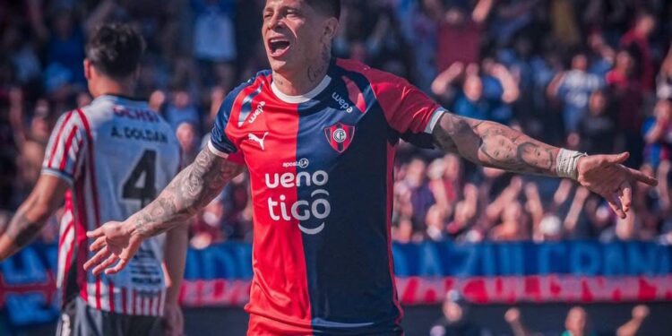 ¿Perdón de la directiva o medida desesperada? La crisis de extremos tienta a Cerro Porteño a rescatar a Juan Manuel Iturbe de la purga ¿Perdón de la directiva o medida desesperada? La crisis de extremos tienta a Cerro Porteño a rescatar a Juan Manuel Iturbe de la purga